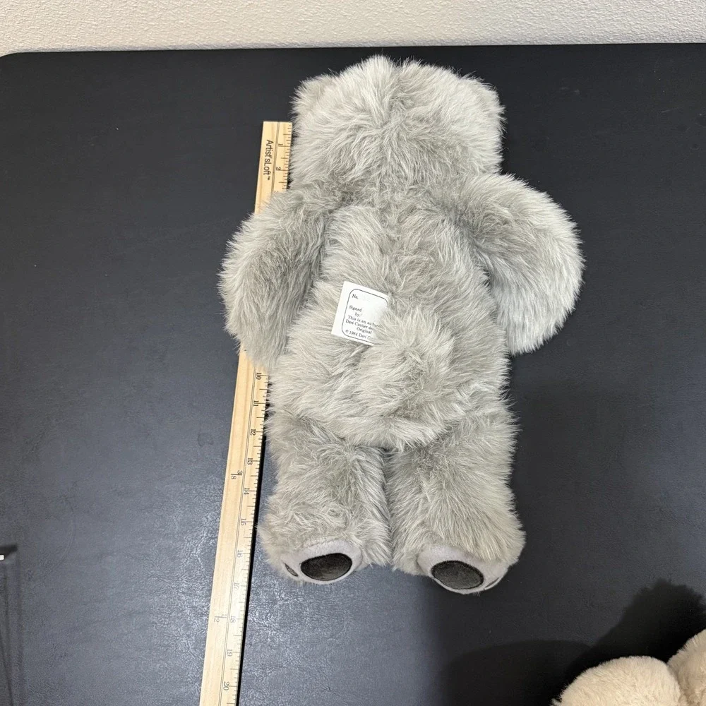Vintage 1984 Deri Cartier Signed Limited Edition Artist Bear 